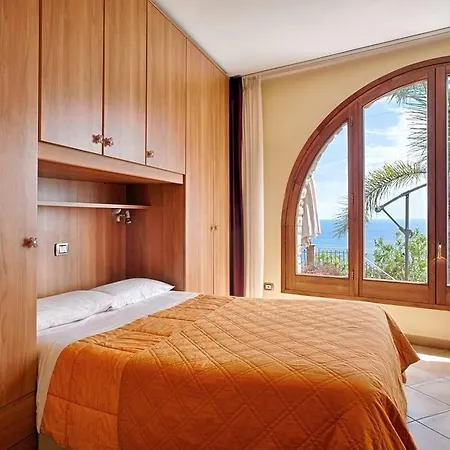 Le Terrazze Appartamenti Vacanze Sanremo Exterior photo