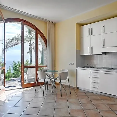 Le Terrazze Appartamenti Vacanze Sanremo Exterior photo